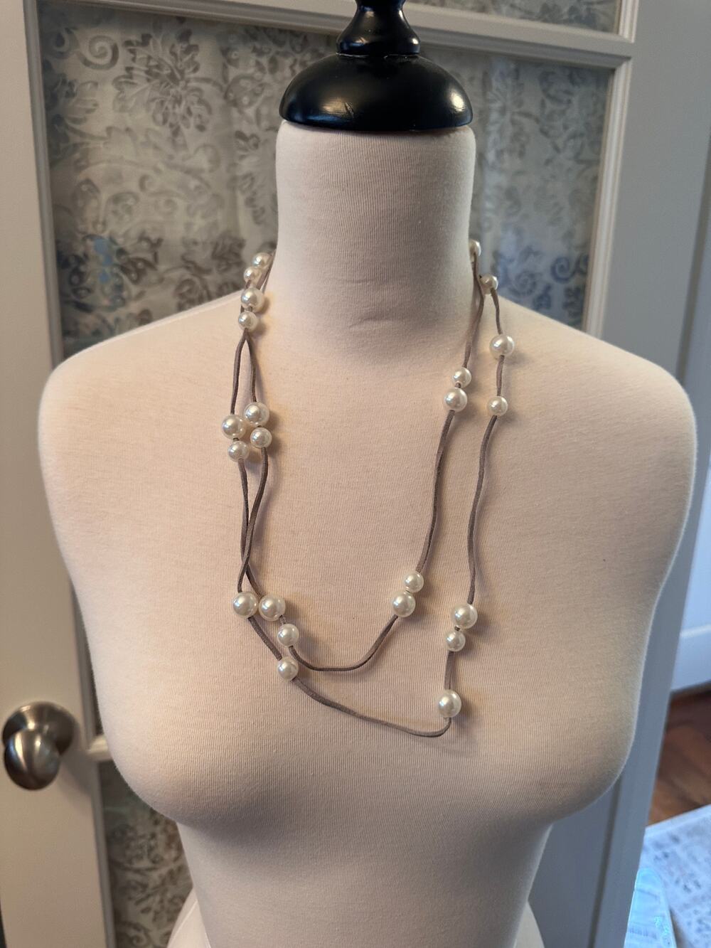 Grey Leather and Pearl Lariat Necklace Adjustable Leather Strap
